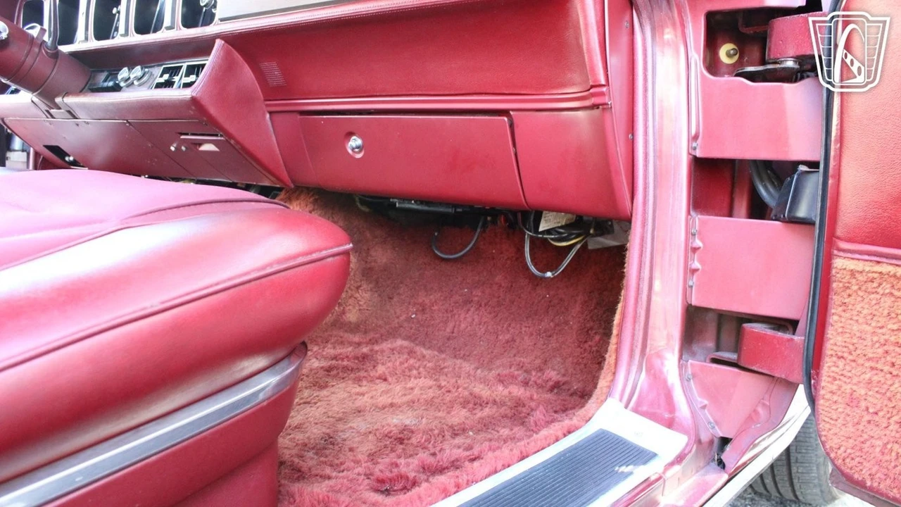 1971 Lincoln Continental Mark III - Image 6 of 12
