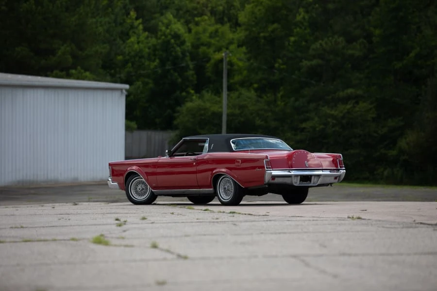1971 Lincoln Continental Mark III - Image 3 of 24