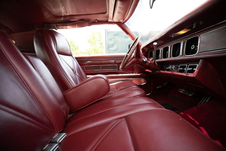 1971 Lincoln Continental Mark III - Image 16 of 24