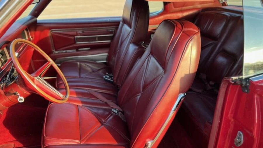 1971 Lincoln Continental Mark III - Image 4 of 31
