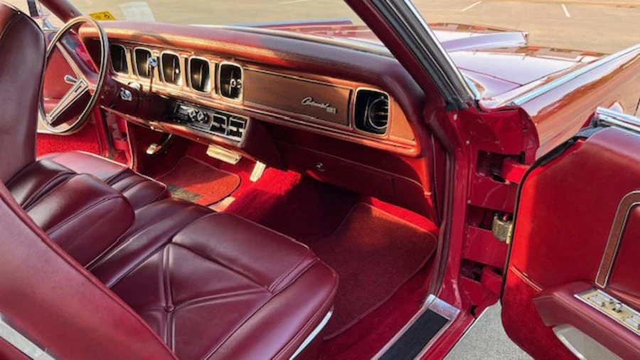 1971 Lincoln Continental Mark III - Image 6 of 31
