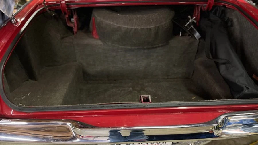 1971 Lincoln Continental Mark III - Image 23 of 31