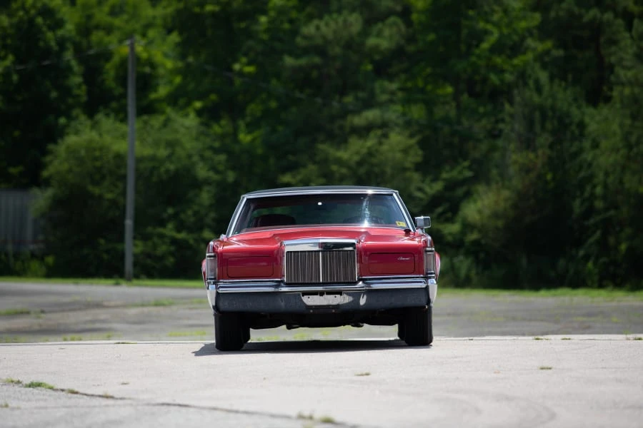 1971 Lincoln Continental Mark III - Image 12 of 24