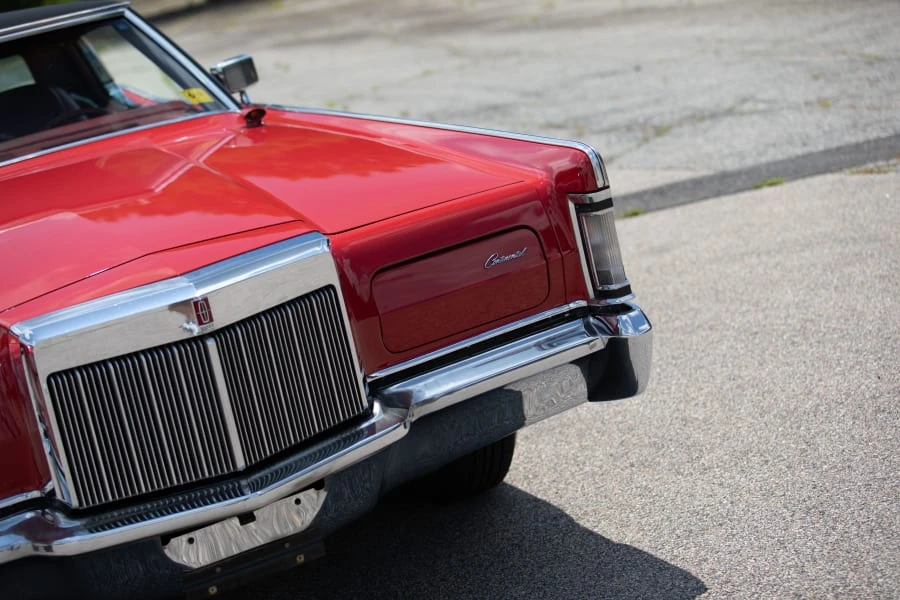 1971 Lincoln Continental Mark III - Image 9 of 24