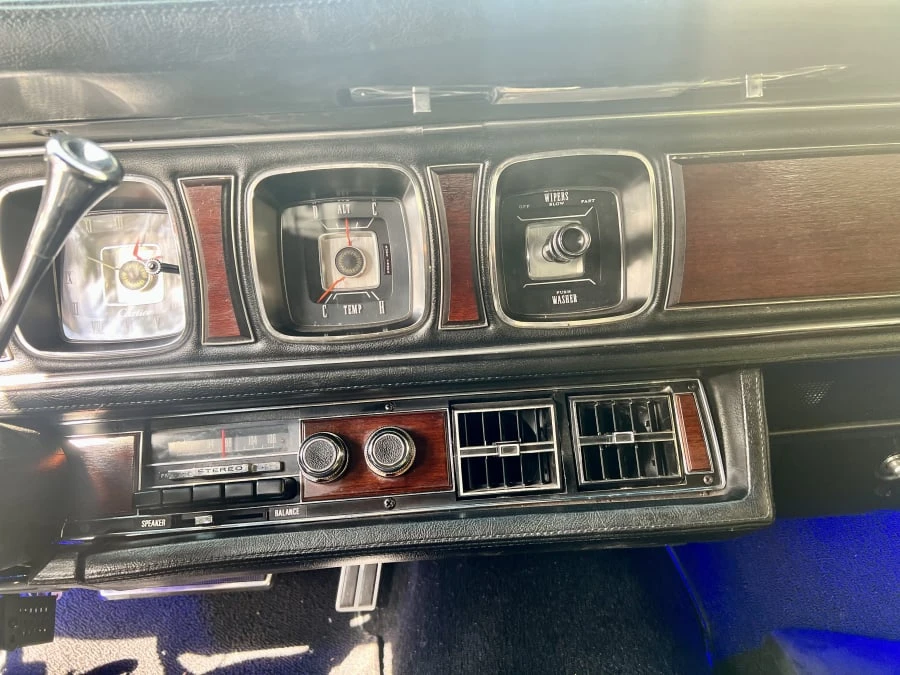 1971 Lincoln Continental Mark III - Image 30 of 31
