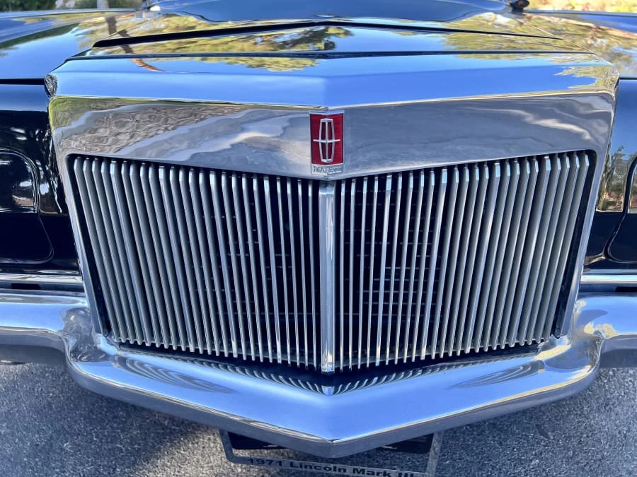 1971 Lincoln Continental Mark III - Image 4 of 31