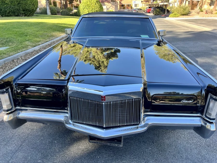 1971 Lincoln Continental Mark III - Image 2 of 31