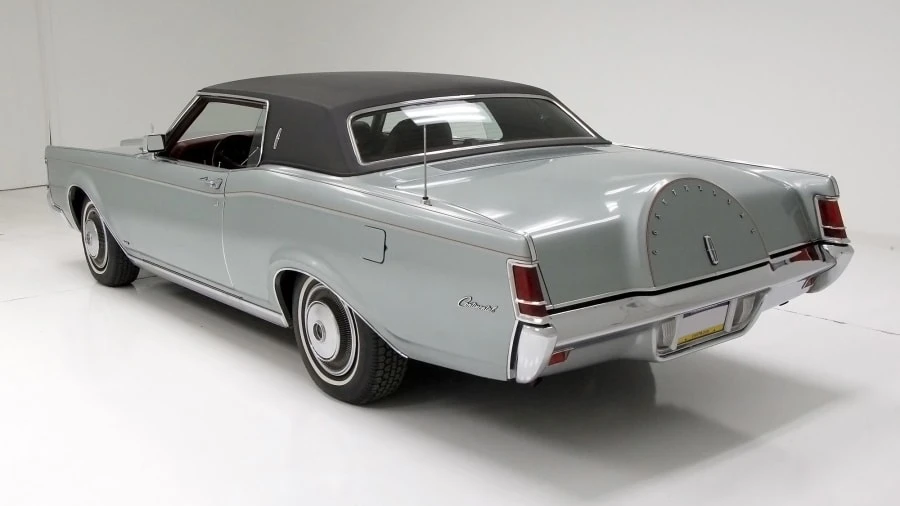 1971 Lincoln Continental Mark III - Image 3 of 17