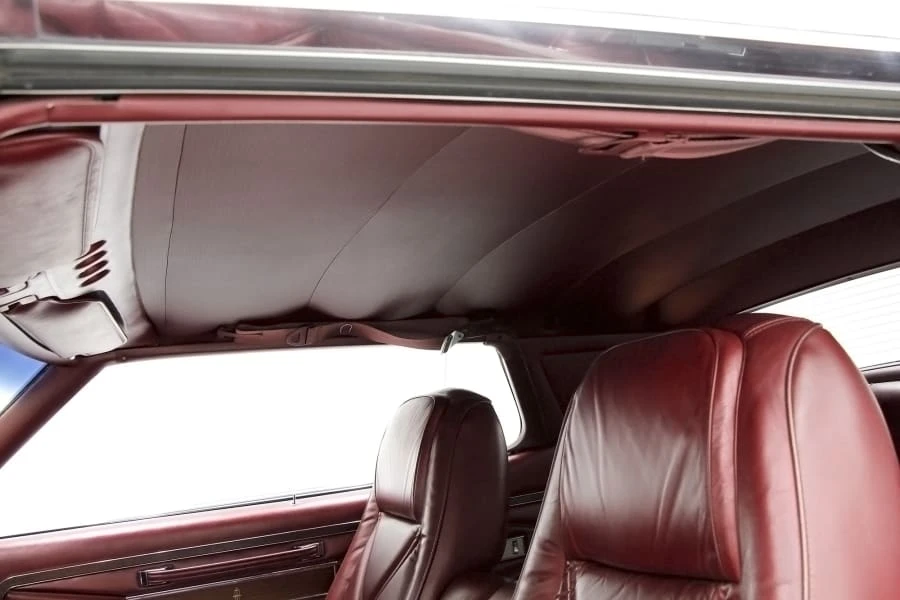 1971 Lincoln Continental Mark III - Image 7 of 17