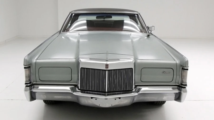 1971 Lincoln Continental Mark III - Image 8 of 17