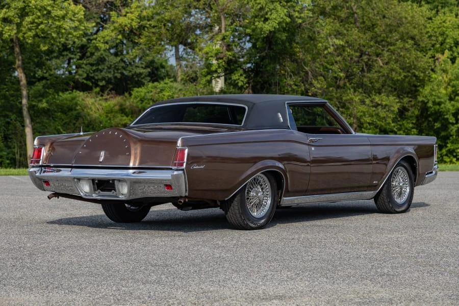 1971 Lincoln Continental Mark III - Image 3 of 31