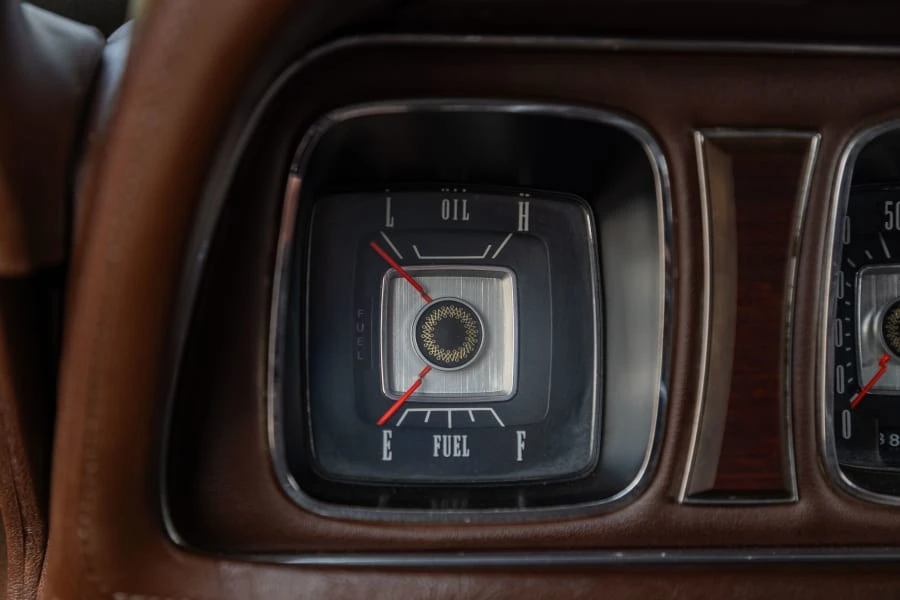 1971 Lincoln Continental Mark III - Image 21 of 31