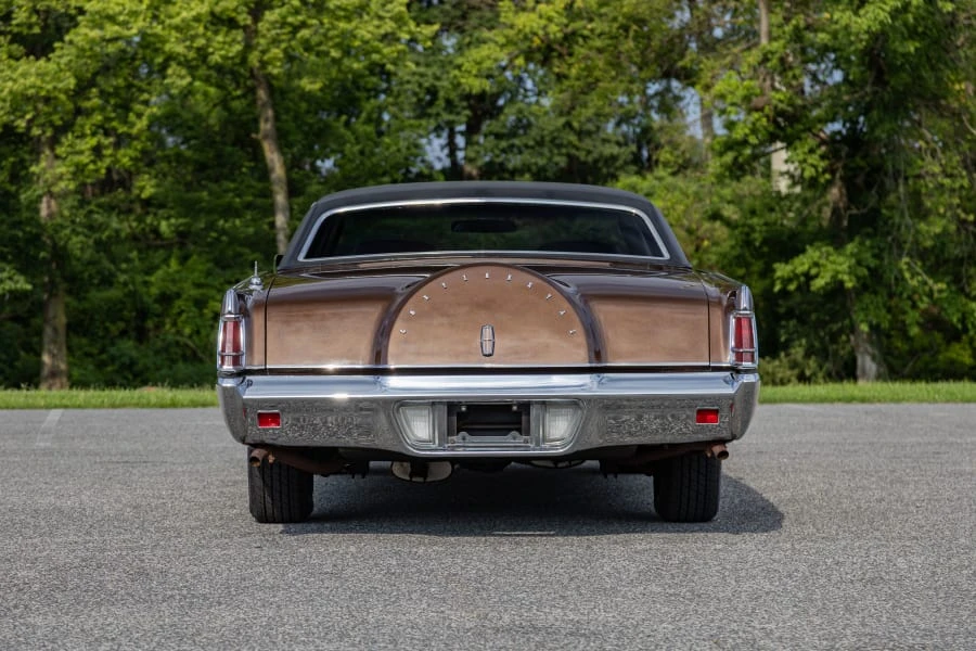 1971 Lincoln Continental Mark III - Image 5 of 31