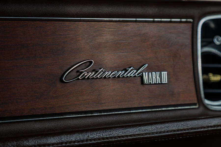 1971 Lincoln Continental Mark III - Image 28 of 31