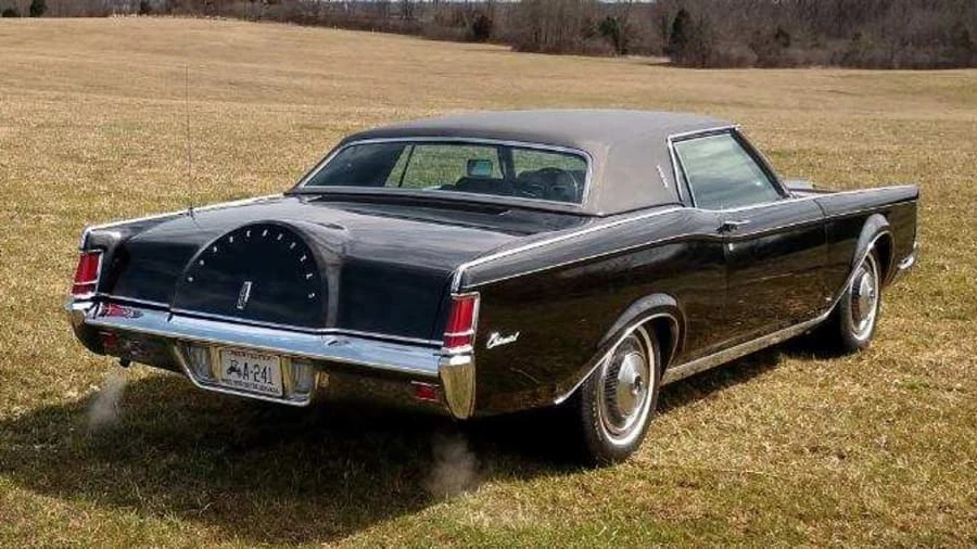 1971 Lincoln Continental Mark III - Image 3 of 9