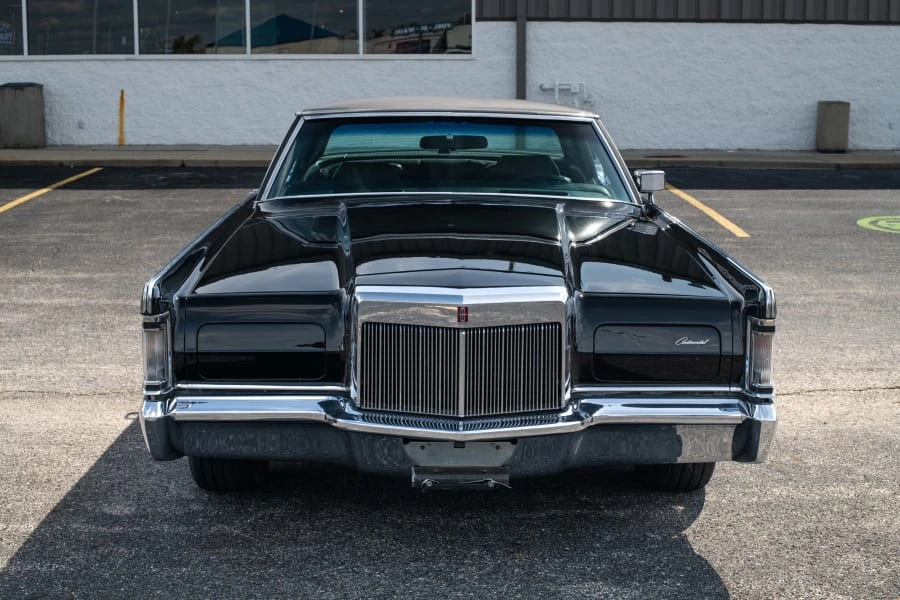 1971 Lincoln Continental Mark III - Image 16 of 31