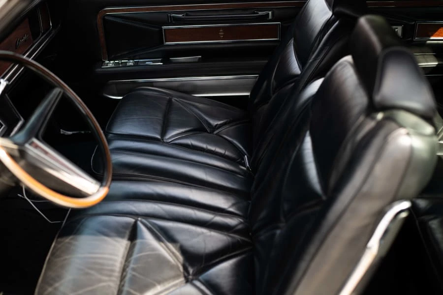1971 Lincoln Continental Mark III - Image 25 of 31
