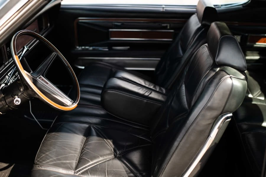 1971 Lincoln Continental Mark III - Image 17 of 31