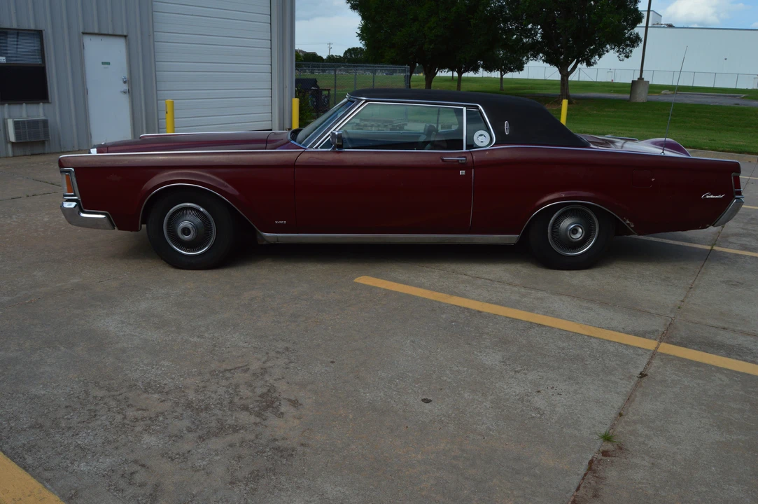 1971 Lincoln Continental 5th Gen - Image 4 of 31