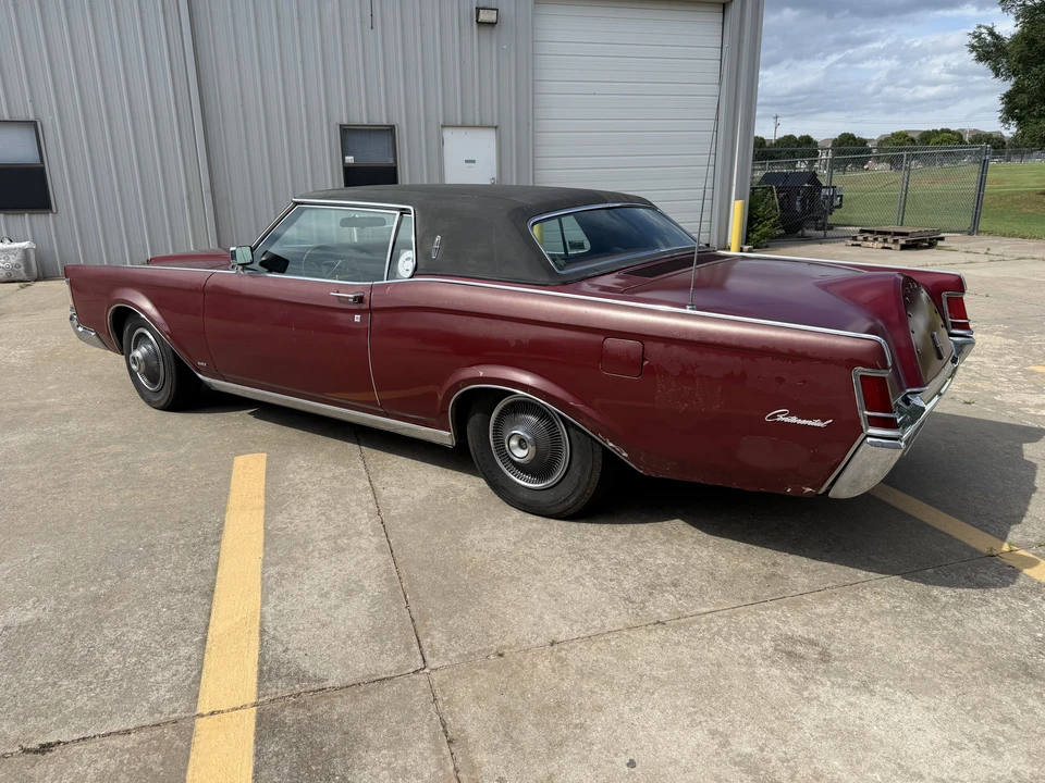 1971 Lincoln Continental 5th Gen - Image 5 of 31
