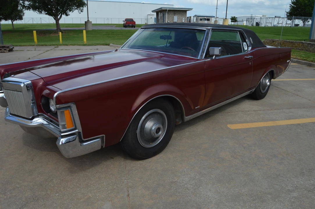 1971 Lincoln Continental 5th Gen - Image 3 of 31