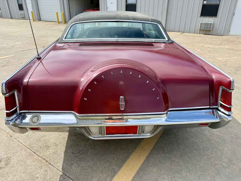1971 Lincoln Continental 5th Gen - Image 7 of 31