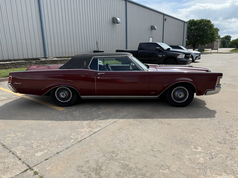 1971 Lincoln Continental 5th Gen - Image 9 of 31