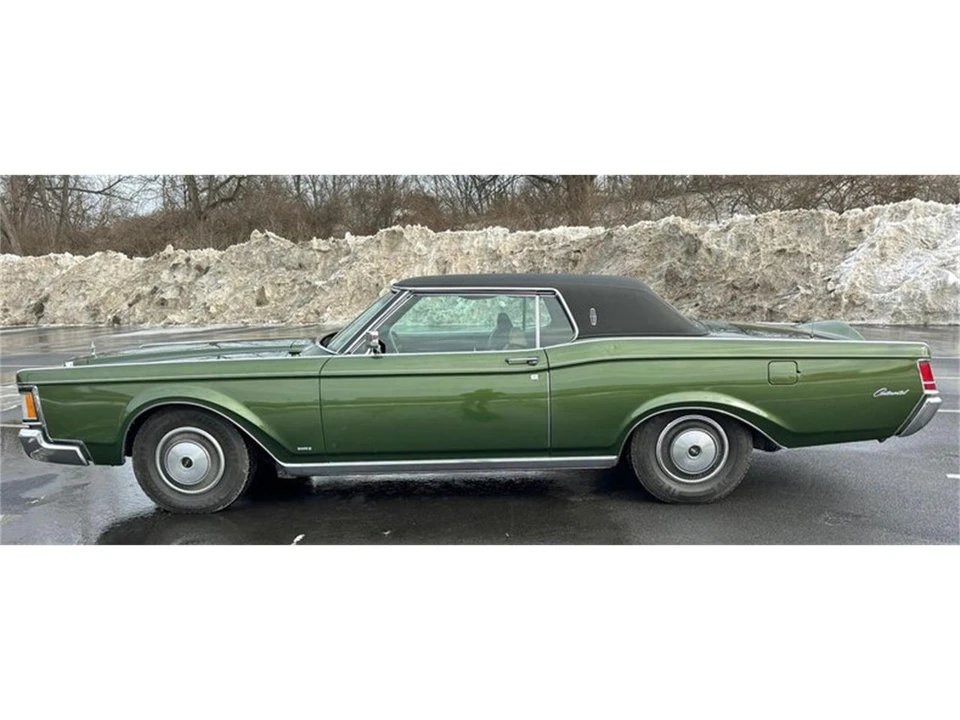 1971 Lincoln Continental Mark III - Image 5 of 14
