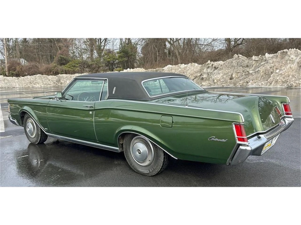 1971 Lincoln Continental Mark III - Image 3 of 14