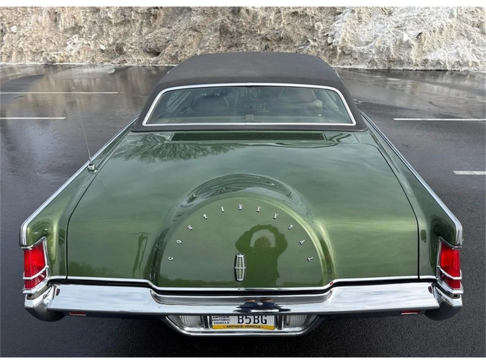 1971 Lincoln Continental Mark III - Image 8 of 14