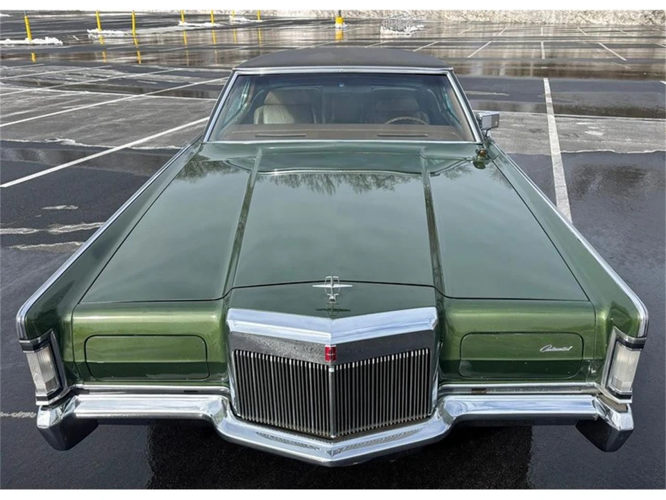 1971 Lincoln Continental Mark III - Image 7 of 14