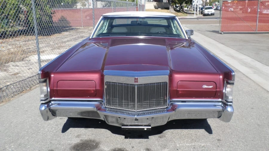 1971 Lincoln Continental Mark III - Image 8 of 12