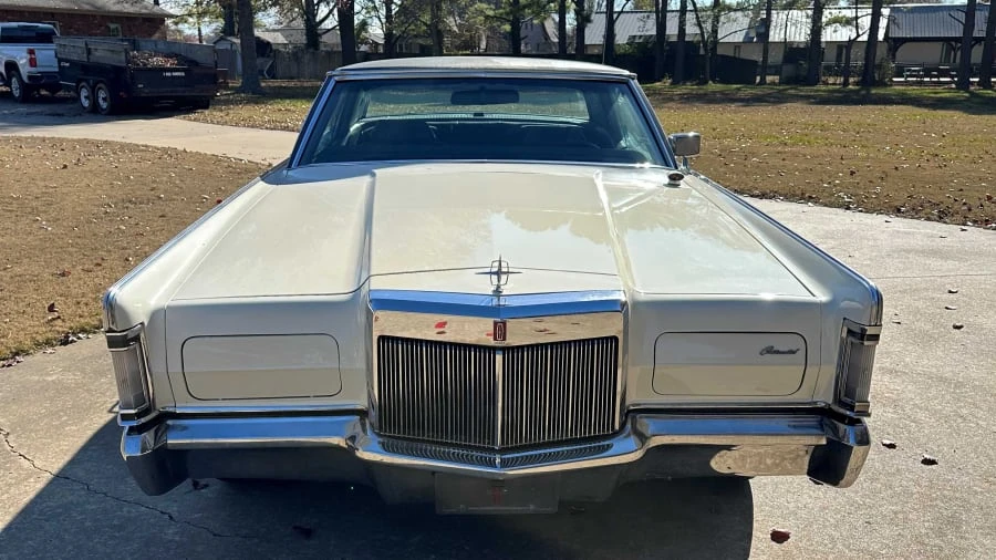 1971 Lincoln Continental Mark III - Image 3 of 12