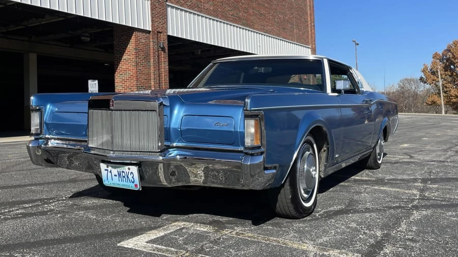 1971 Lincoln Continental Mark III - Image 3 of 23
