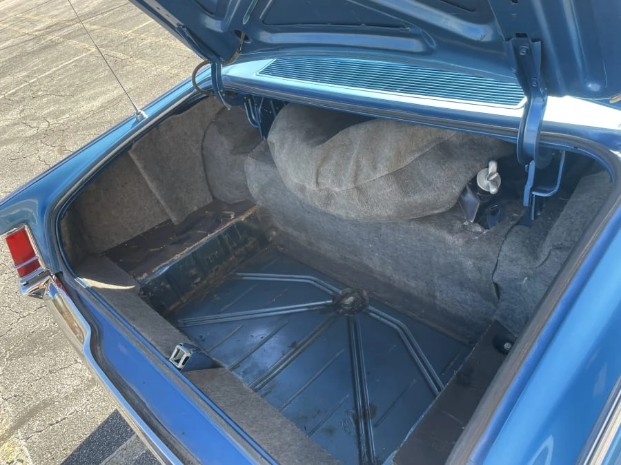 1971 Lincoln Continental Mark III - Image 21 of 23