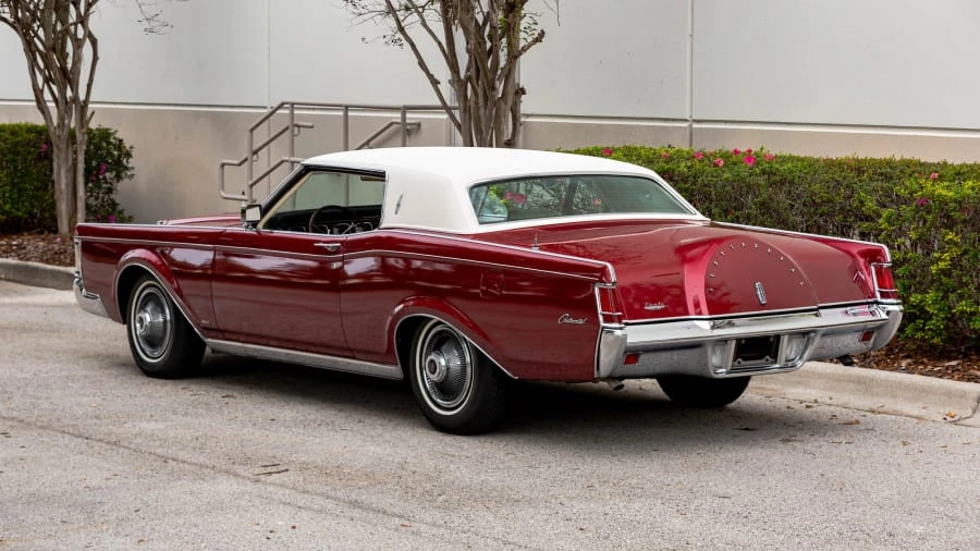 1971 Lincoln Continental 5th Gen - Image 8 of 31