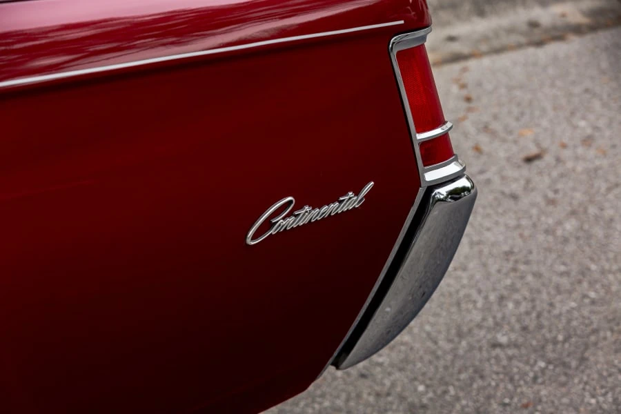 1971 Lincoln Continental 5th Gen - Image 10 of 31
