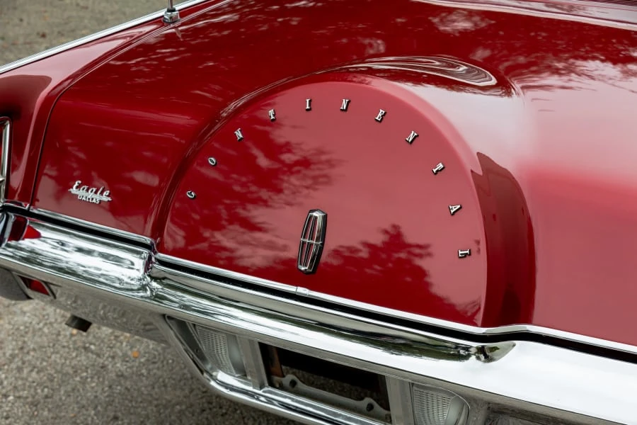 1971 Lincoln Continental 5th Gen - Image 16 of 31