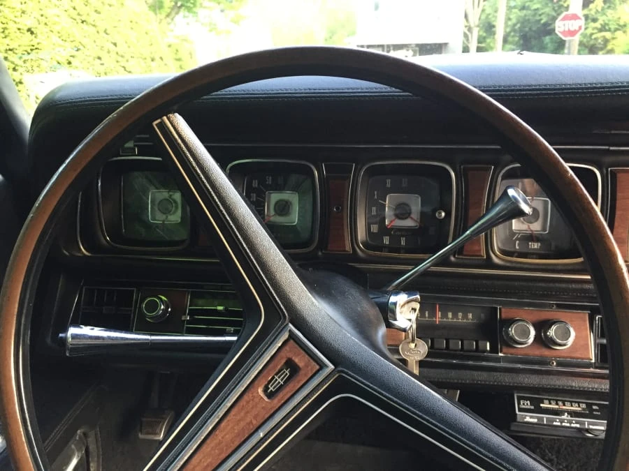 1971 Lincoln Continental Mark III - Image 10 of 10