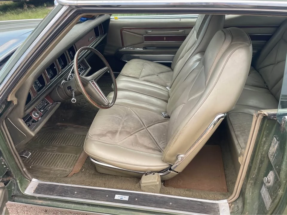 1971 Lincoln Continental Mark III - Image 4 of 9