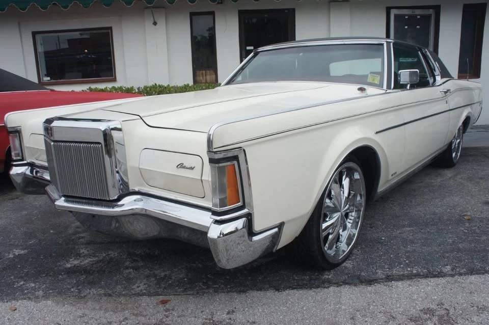 1971 Lincoln Continental Mark III - Image 16 of 16