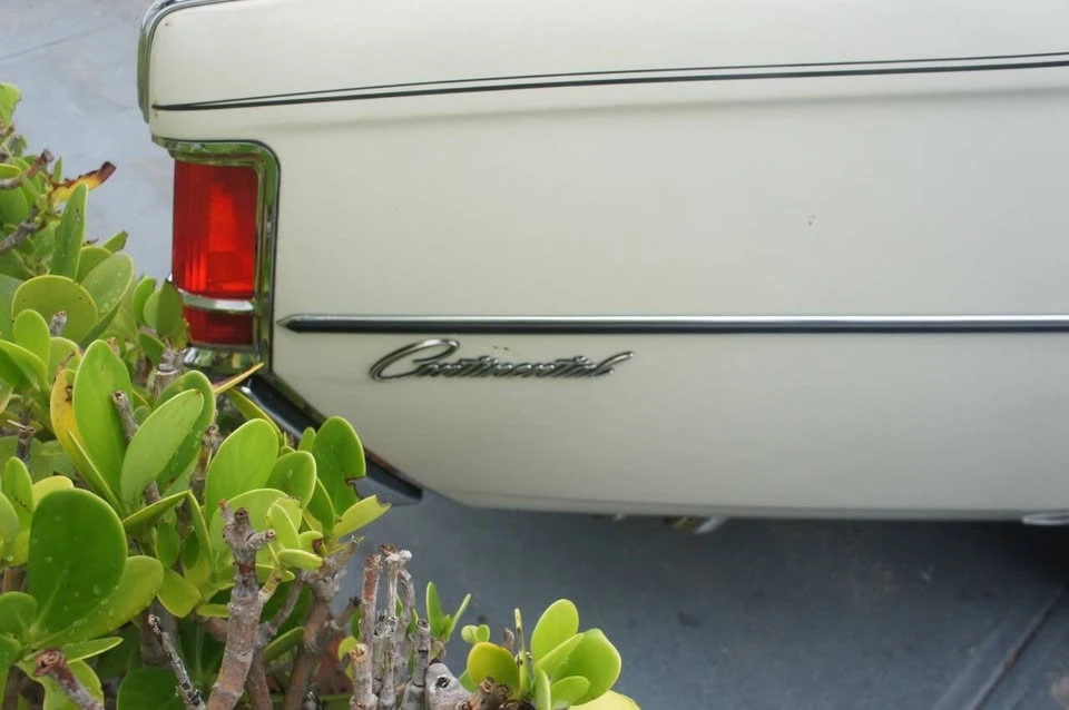 1971 Lincoln Continental Mark III - Image 9 of 16