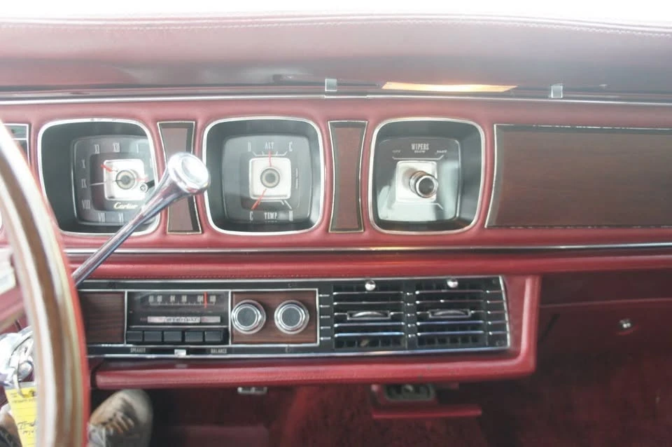1971 Lincoln Continental Mark III - Image 3 of 16