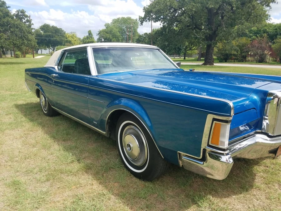 1971 Lincoln Continental Mark III - Image 11 of 11
