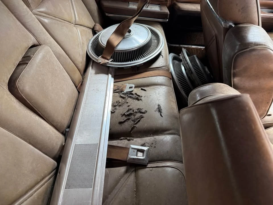 1971 Lincoln Continental 5th Gen - Image 11 of 16
