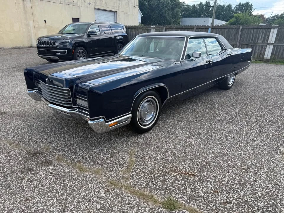 1971 Lincoln Continental 5th Gen - Image 9 of 16
