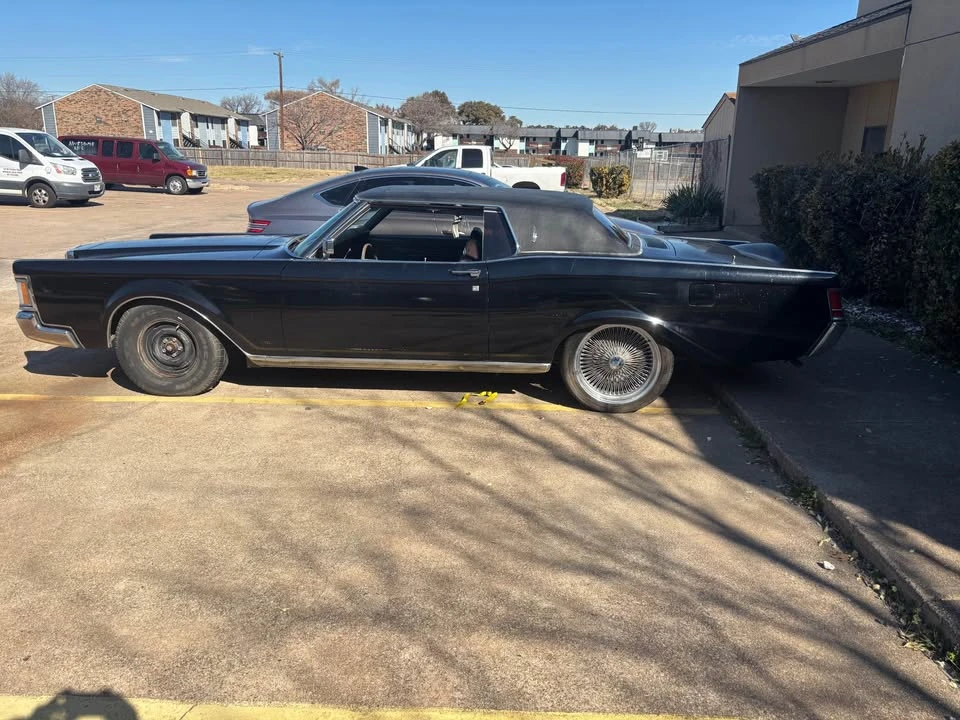 1971 Lincoln Continental Mark III - Image 8 of 9