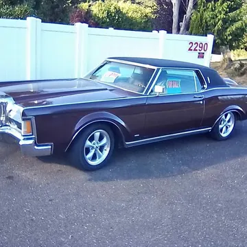 1971 Lincoln Continental Mark VII LSC Sedan 2D