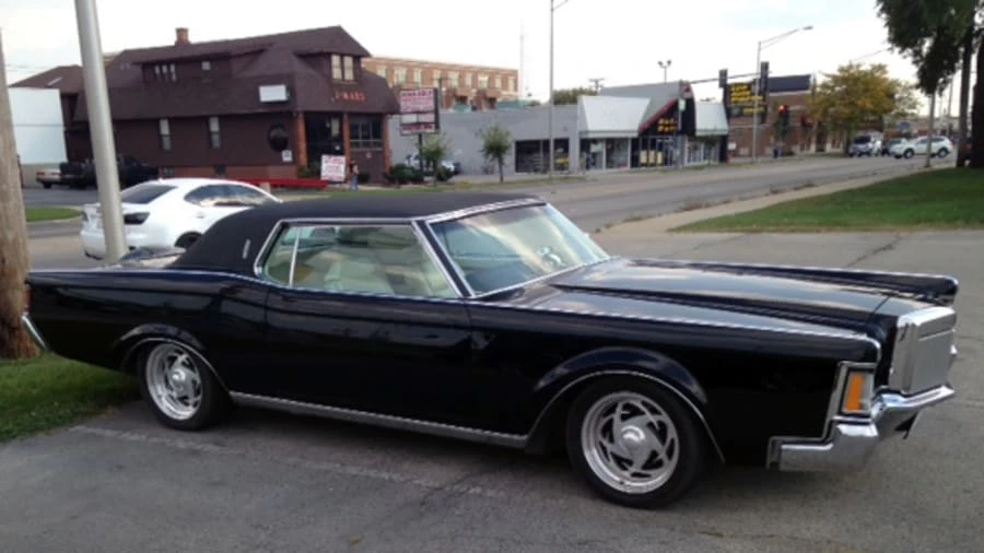 1971 Lincoln Continental Mark III - Image 2 of 4
