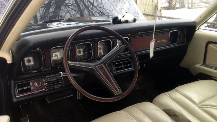 1971 Lincoln Continental Mark III - Image 3 of 4